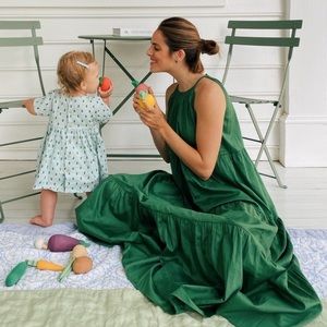 Gal Meets Glam Green Maxi Dress